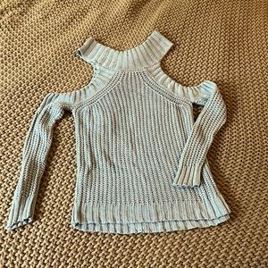 KNIT SWEATER WITH OPEN SHOULDERS